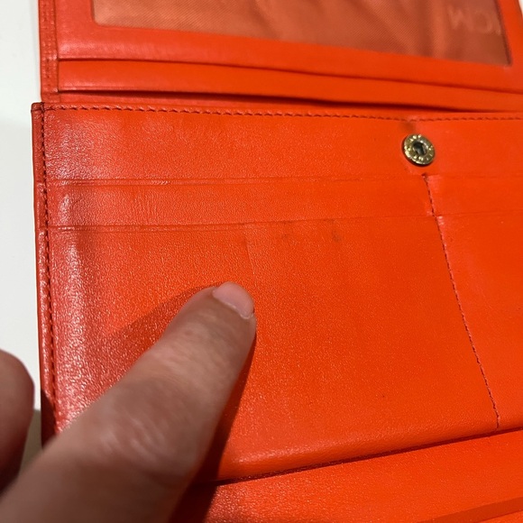 MCM LONG TRIFOLD WALLET - Picture 12 of 16